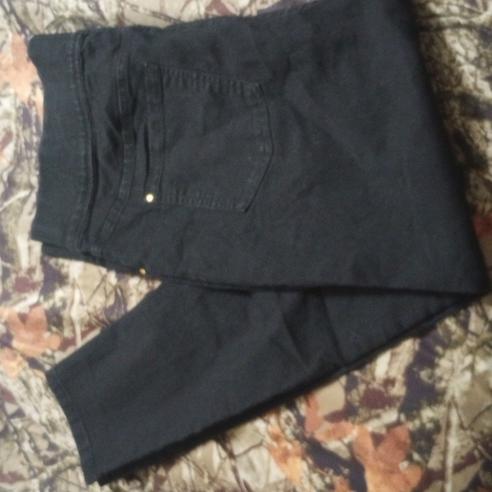 Just be black skinny jeans stretchy